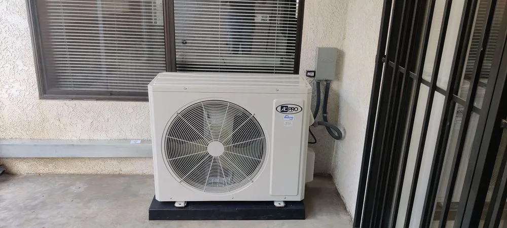 Slide of Caribou Comfort