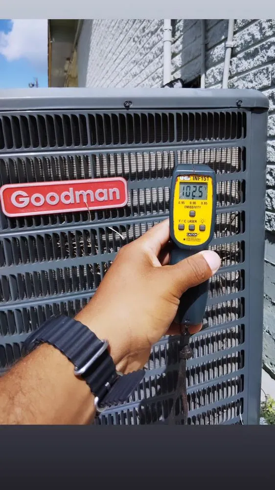 Slide of Carlos Rivas