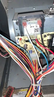 Carl's Heating & Cooling Logo