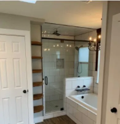 Carnathan Contracting Group Logo