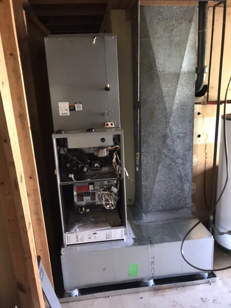 Slide of Carolina Repair Services