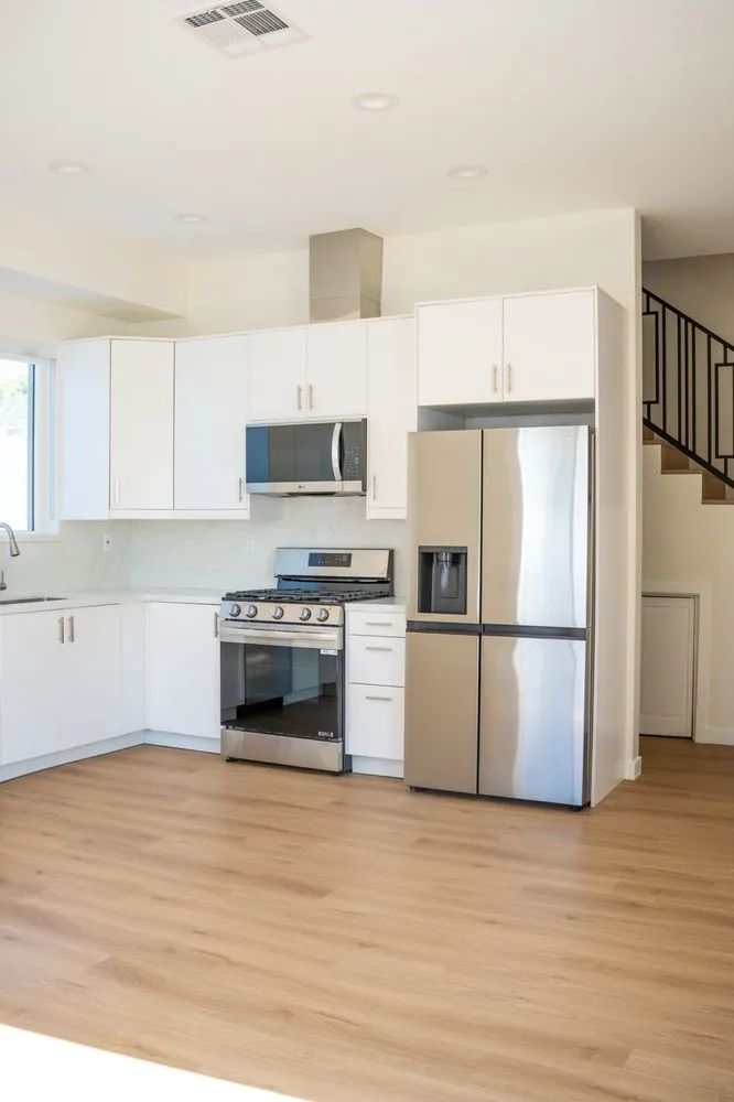 Slide of Cascade Construction Group Company