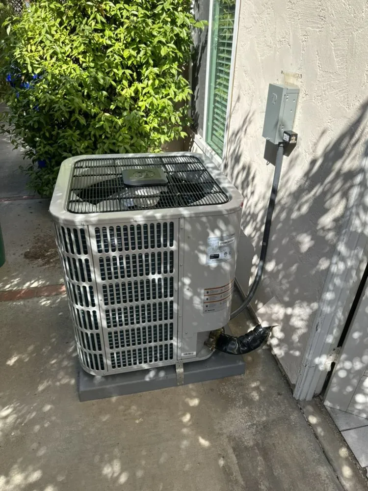 Slide of Caspian Air