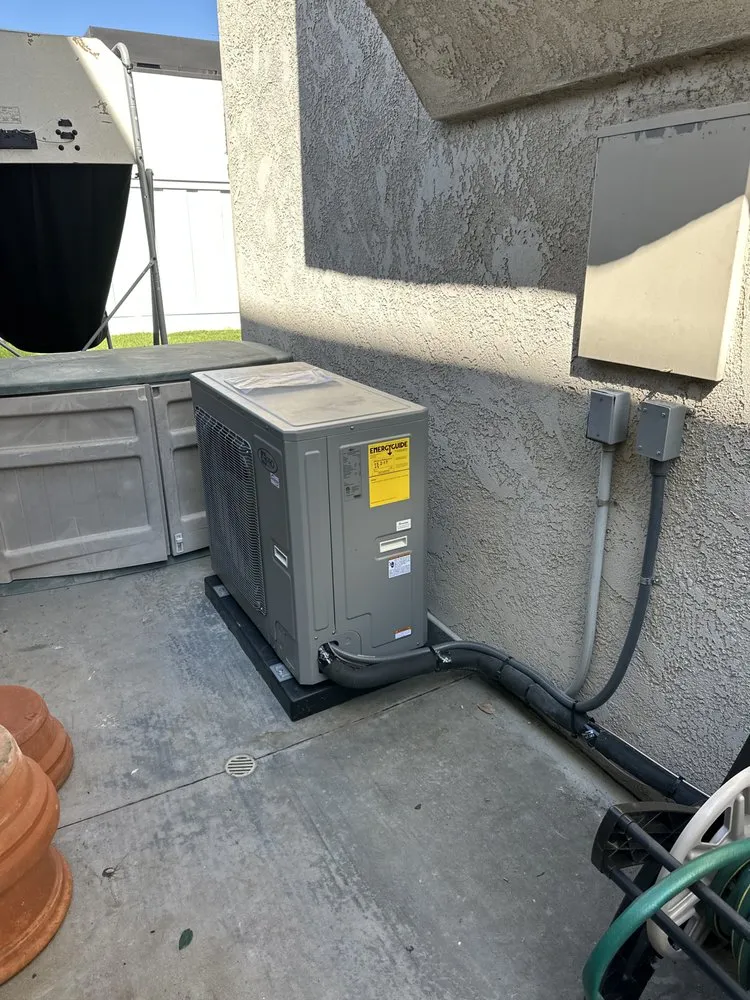 Slide of Caspian Air