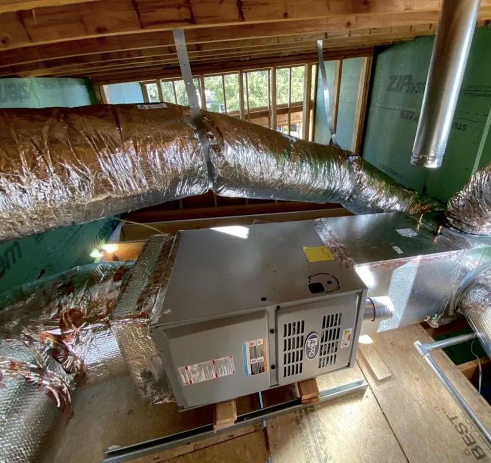 Slide of Caspian Glory