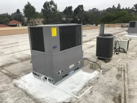 Slide of Caspian Glory