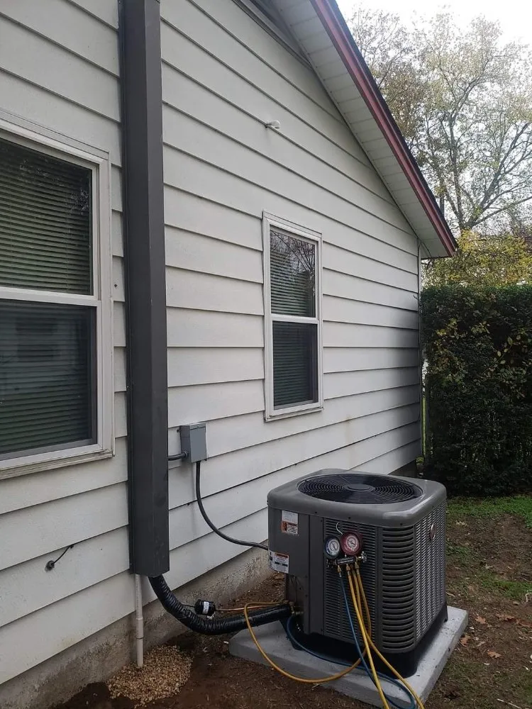 Slide of Castro instalación y servicio de aire acondicionado