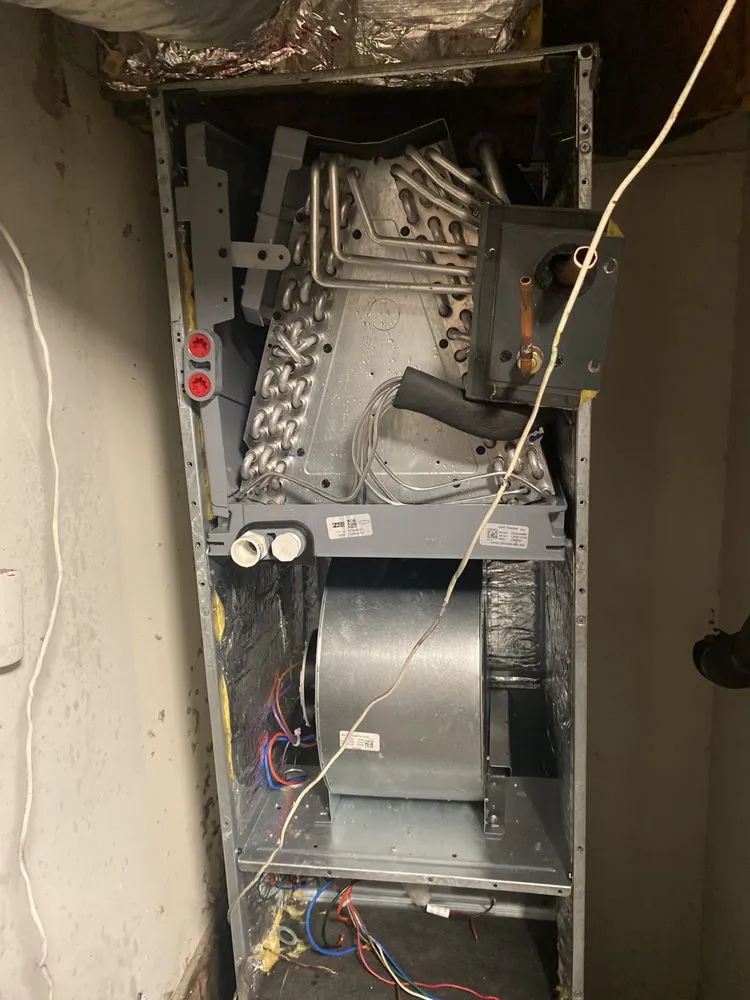 Slide of Cejas Cooling & Construction