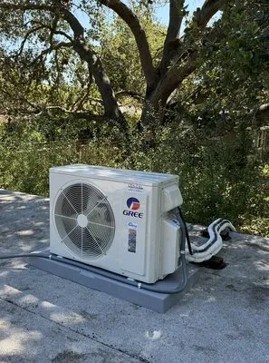 Cen-Cal Heating & Air Conditioning Logo