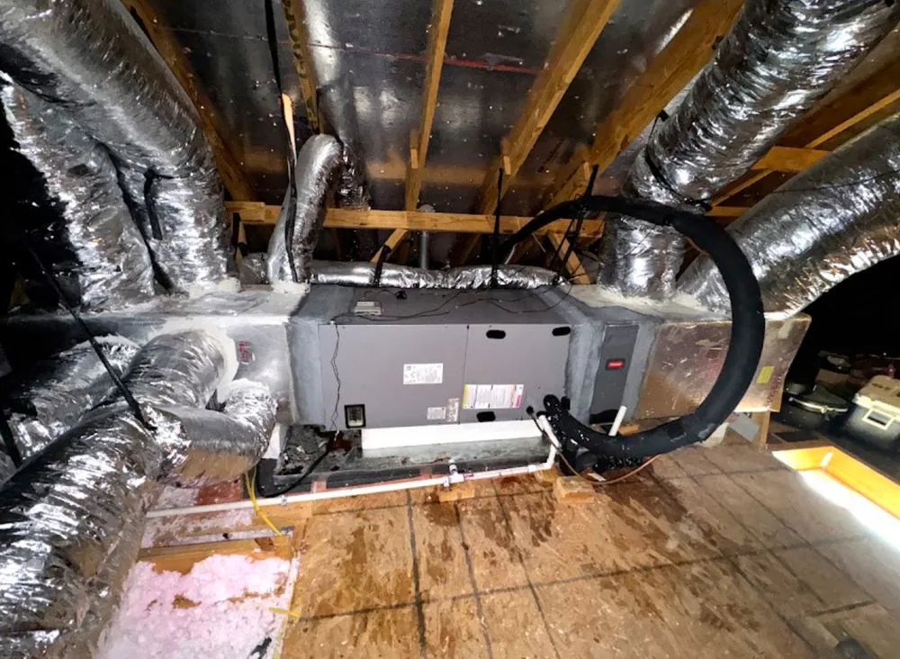 Slide of Centeno Air