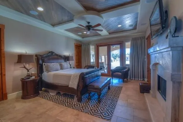 Slide of Centerline Services