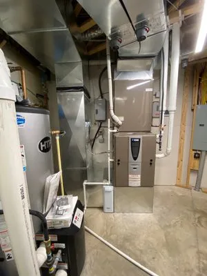 Central Air & Technologies Logo