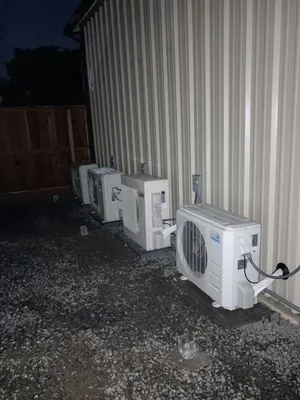 Central Pro’s Heating & Air Logo