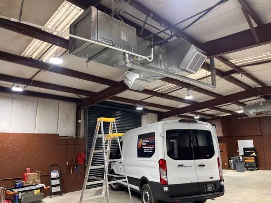 Central Wave Heating and Cooling