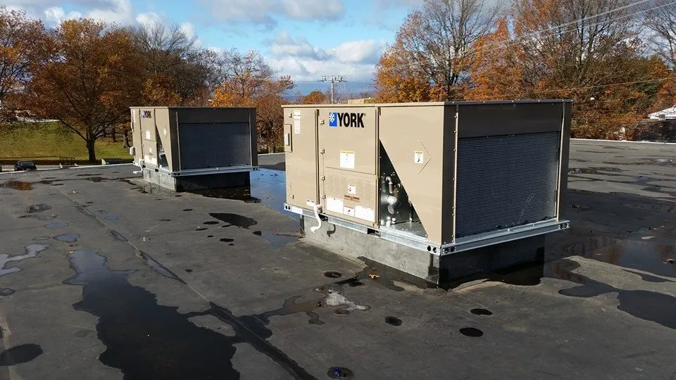 Slide of Chamberlin's Reliable Heating and Cooling