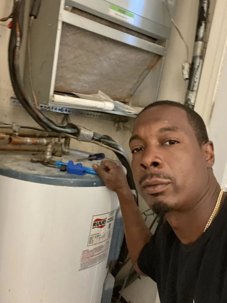 Slide of Chapmans Maintenance &. Home Repairs