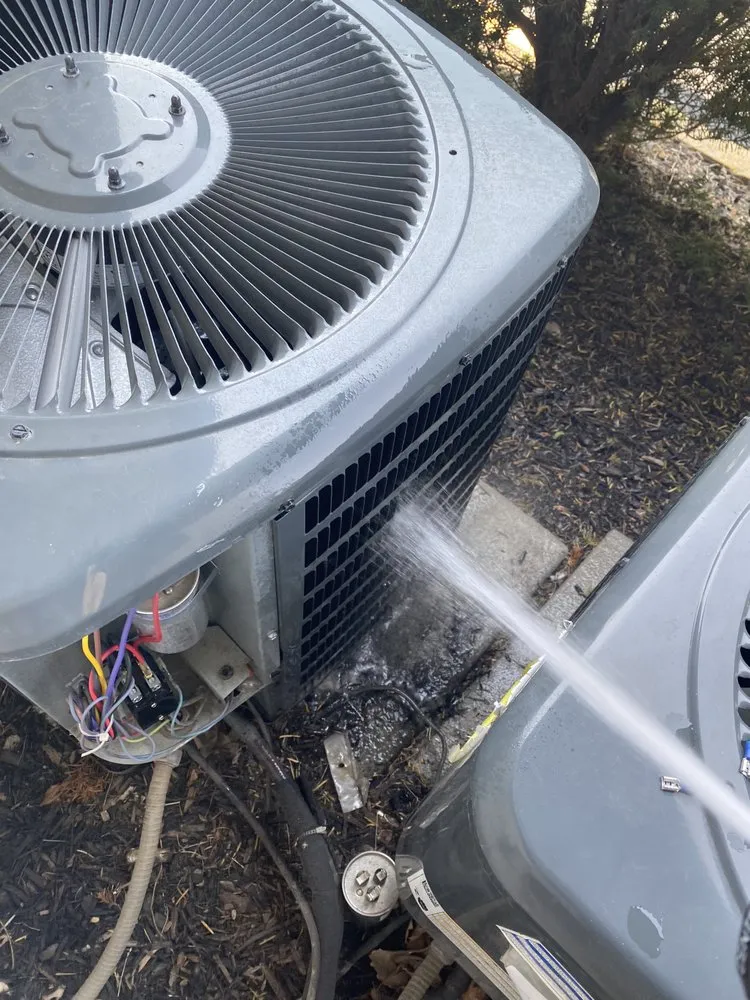 Slide of Chapmans Maintenance &. Home Repairs