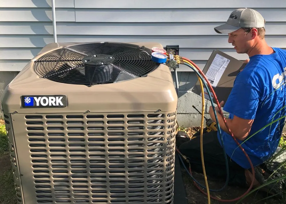 Slide of Charlie's Air Conditioning & Heating