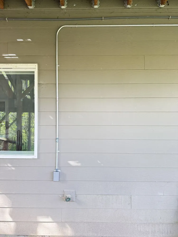 Slide of Charlie's Heating, Cooling & Electrical