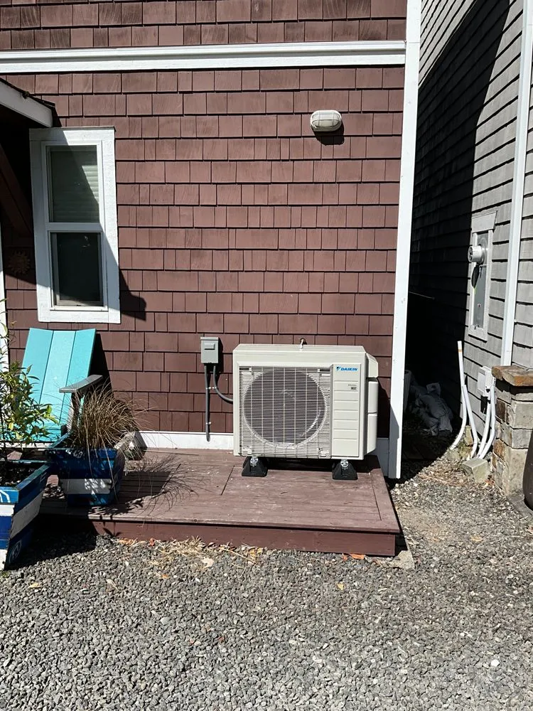 Slide of Charlie's Heating, Cooling & Electrical