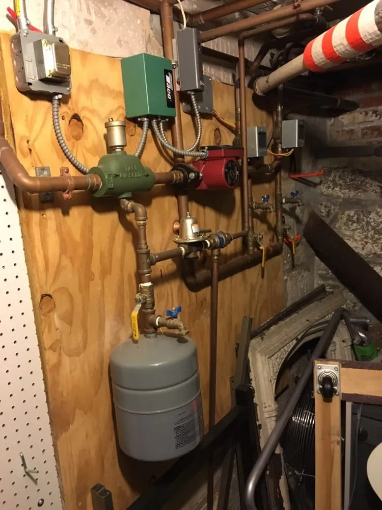 Slide of CHC Air Specialists