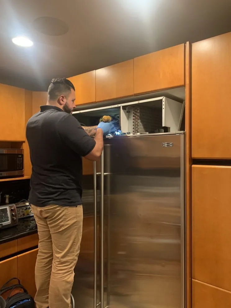 Slide of Chicago Appliance Repair Doctor