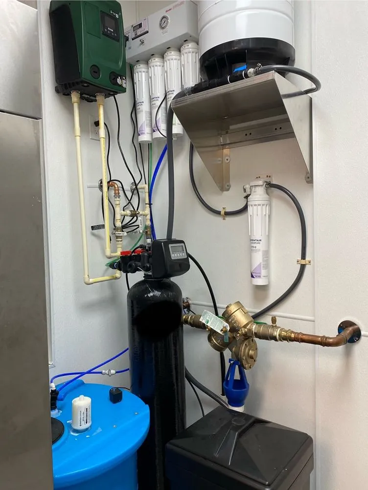 Trusted AC installation experts serving St. Petersburg, FL - Chill Man Water & Air