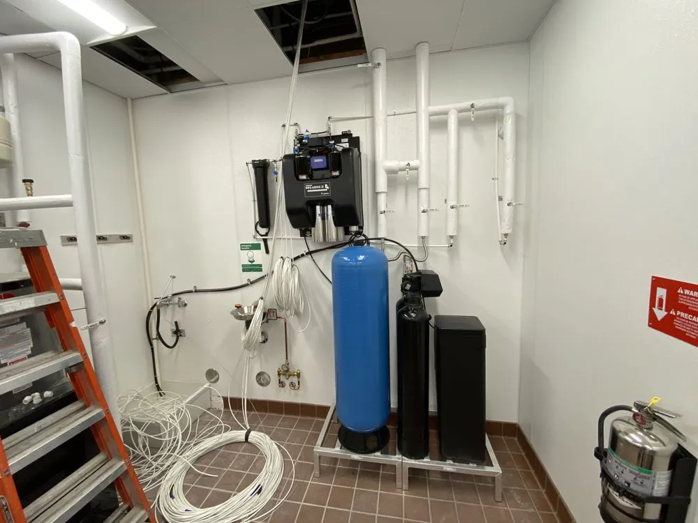 Professional air conditioning service for fast service in St. Petersburg, FL by Chill Man Water & Air