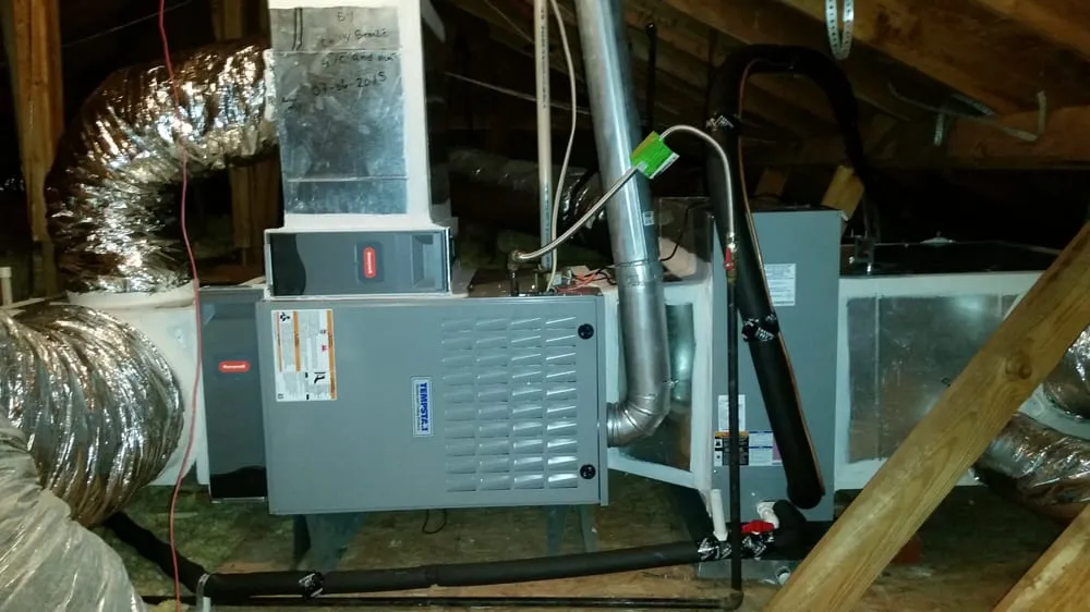 Slide of Chilly Breeze Air Conditioning and Heating