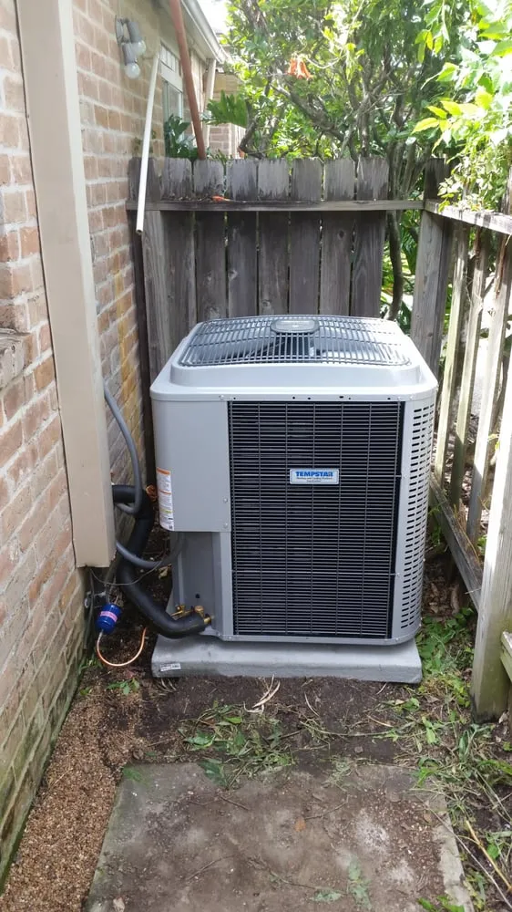 Slide of Chilly Breeze Air Conditioning and Heating