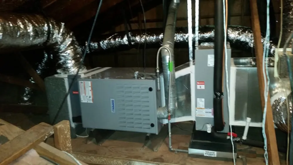 Slide of Chilly Breeze Air Conditioning and Heating