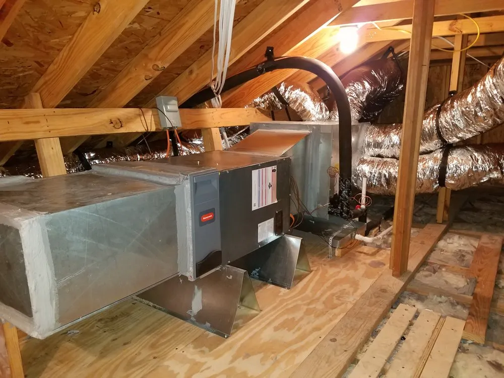 Slide of Chilly Breeze Air Conditioning and Heating