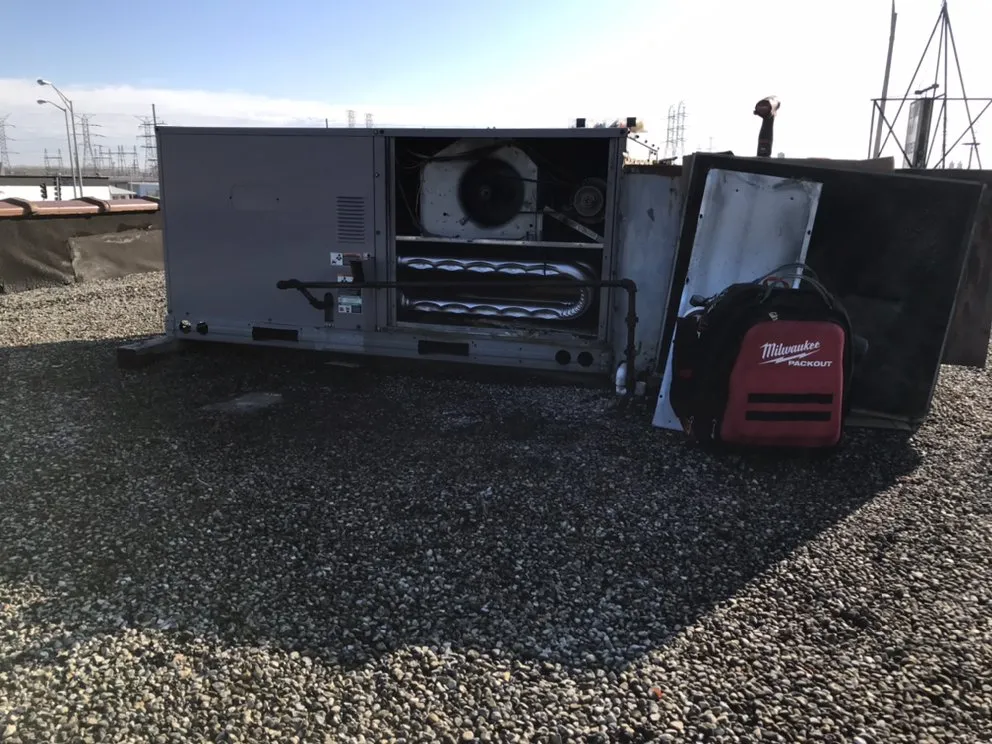 Slide of Chilly Temperature Specialists