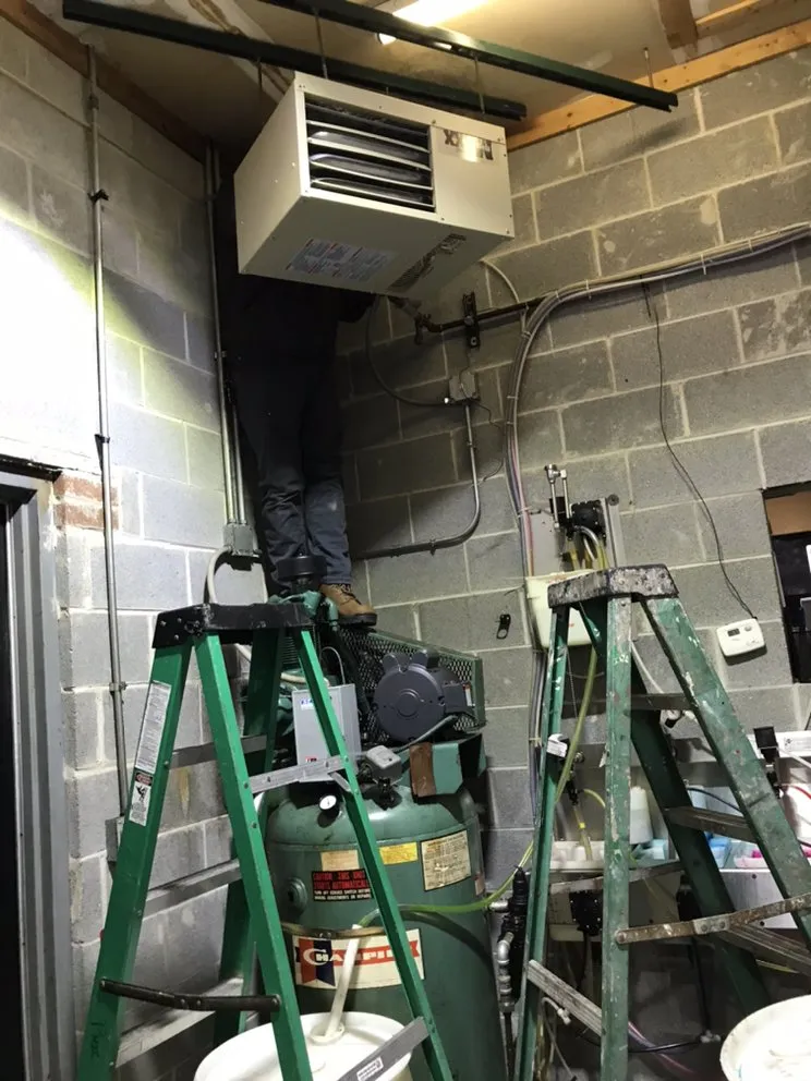 Slide of Chilly Temperature Specialists