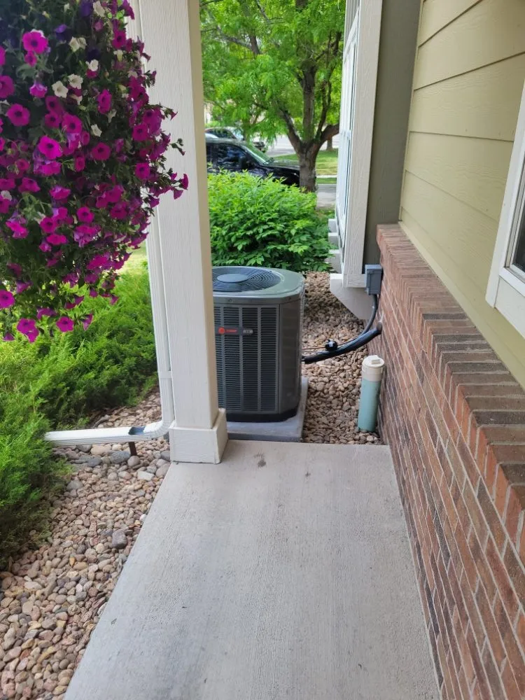 Slide of Chinook Heating and Air