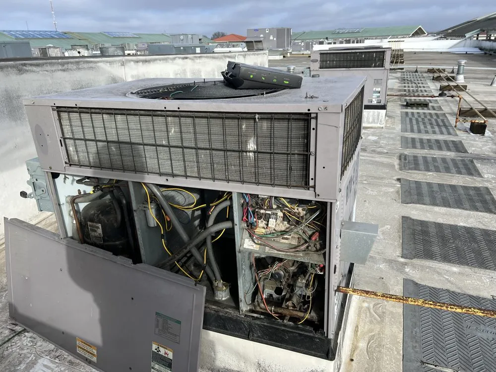 Slide of CHP Heating And Cooling Service