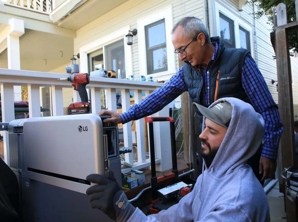 Slide of Cinnamon Energy Systems