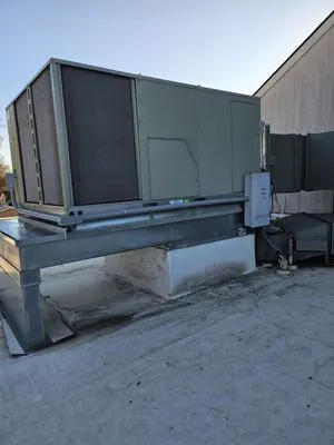 Circle Square Mechanical Logo