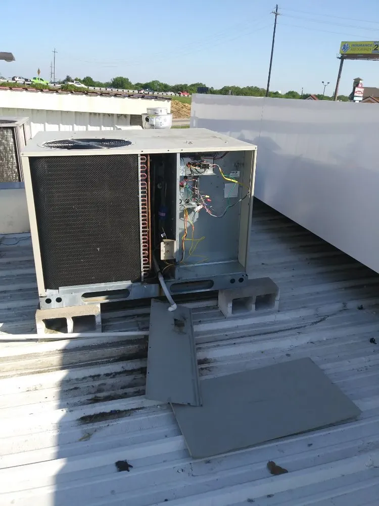 Certified air conditioning tune-up for local homeowners in Brashear, TX by Circulating Solutions