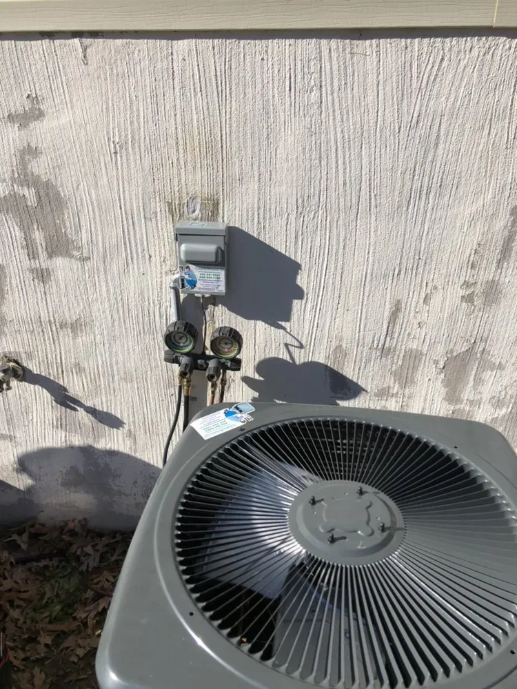 Emergency AC repair in Riverdale, MD by CJ Hopkins Mechanical