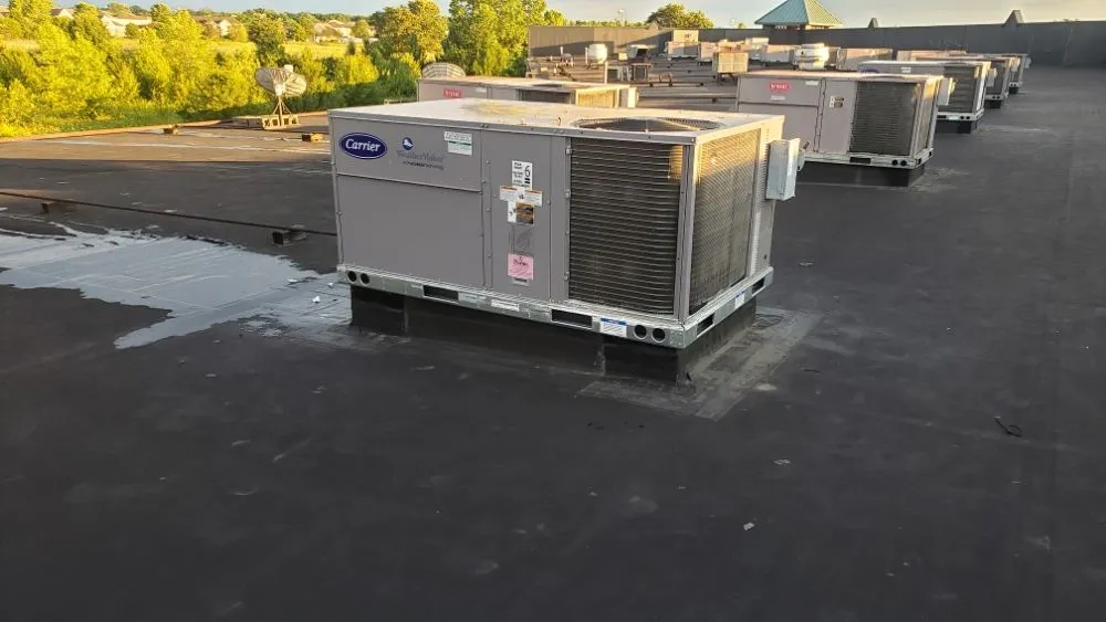 Slide of CJ MECHANICAL Heating & Cooling