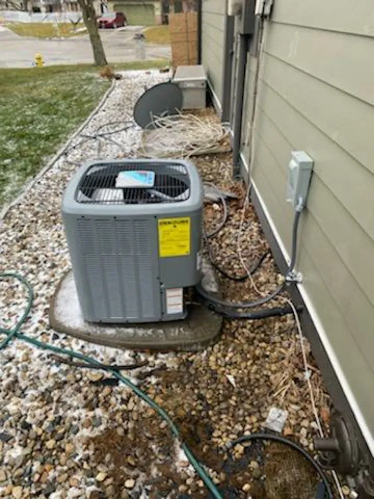 Slide of CJ MECHANICAL Heating & Cooling