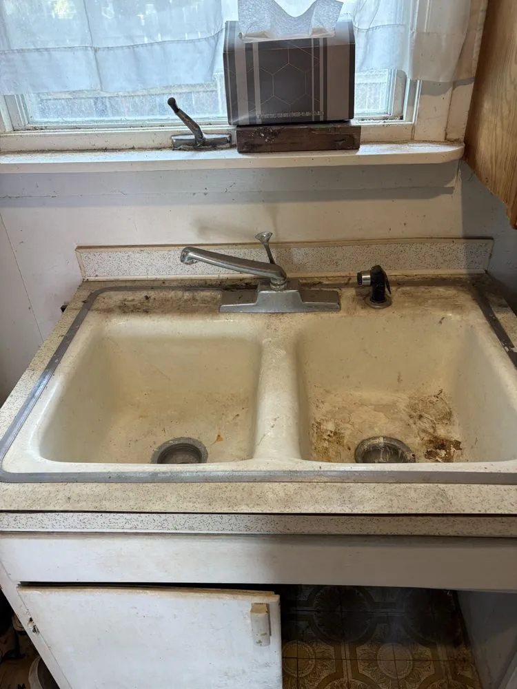 Slide of CJS General & Cleaning Services