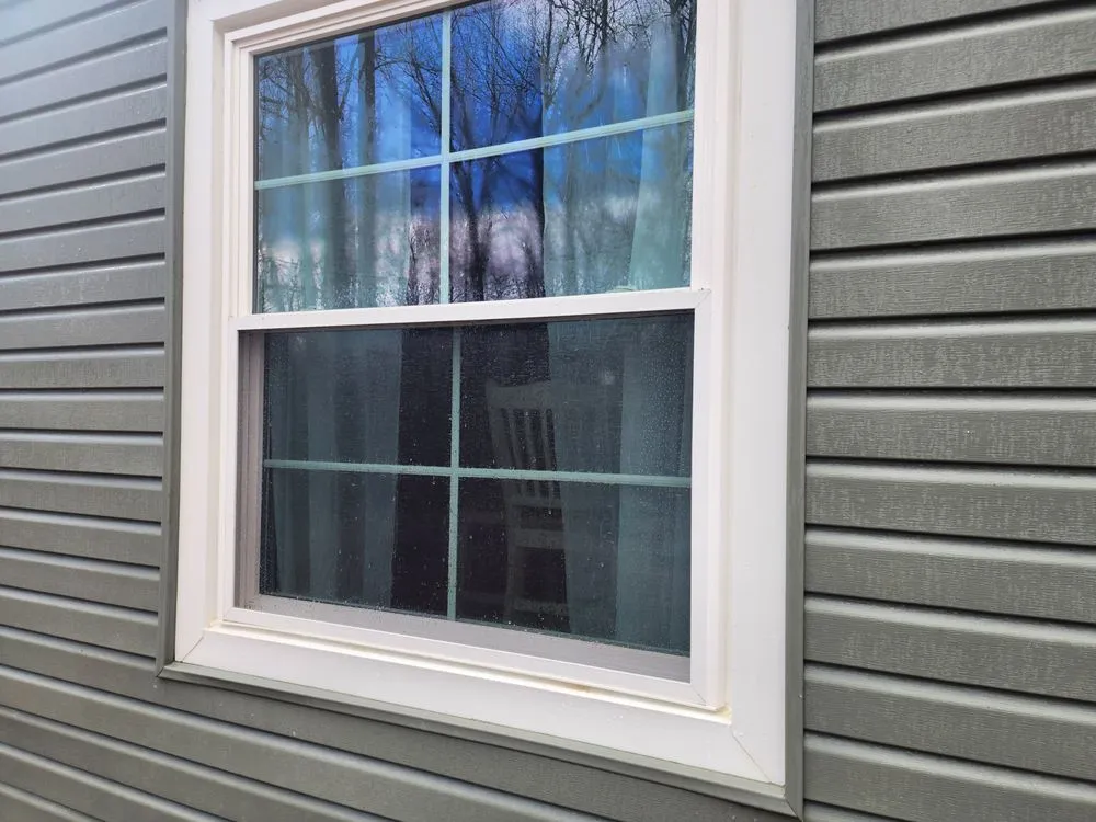 Slide of Claras Handymans services