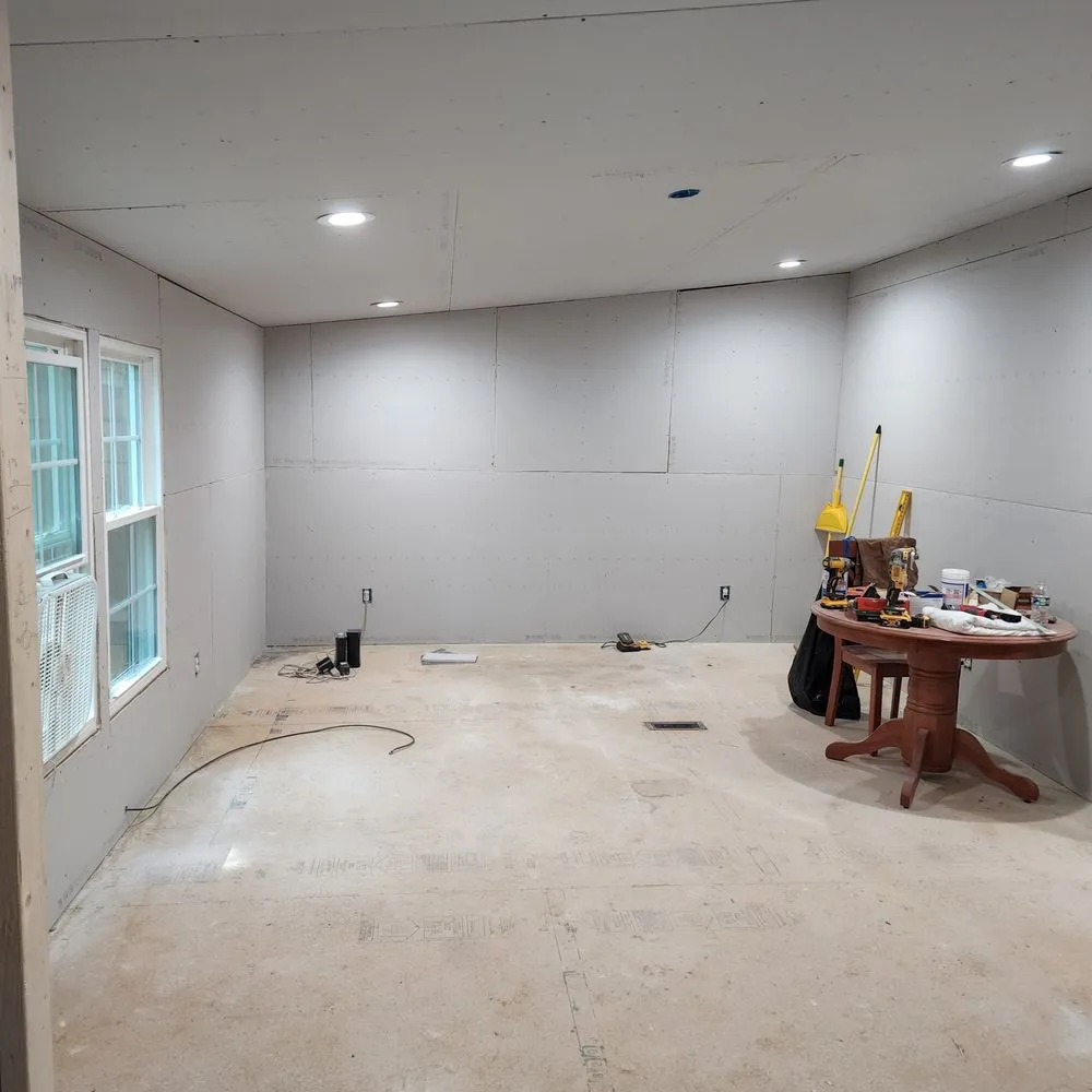 Slide of Claras Handymans services