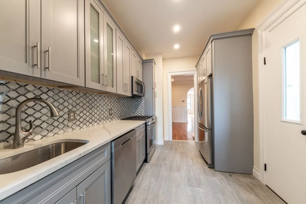 Slide of Classic Painter Plus