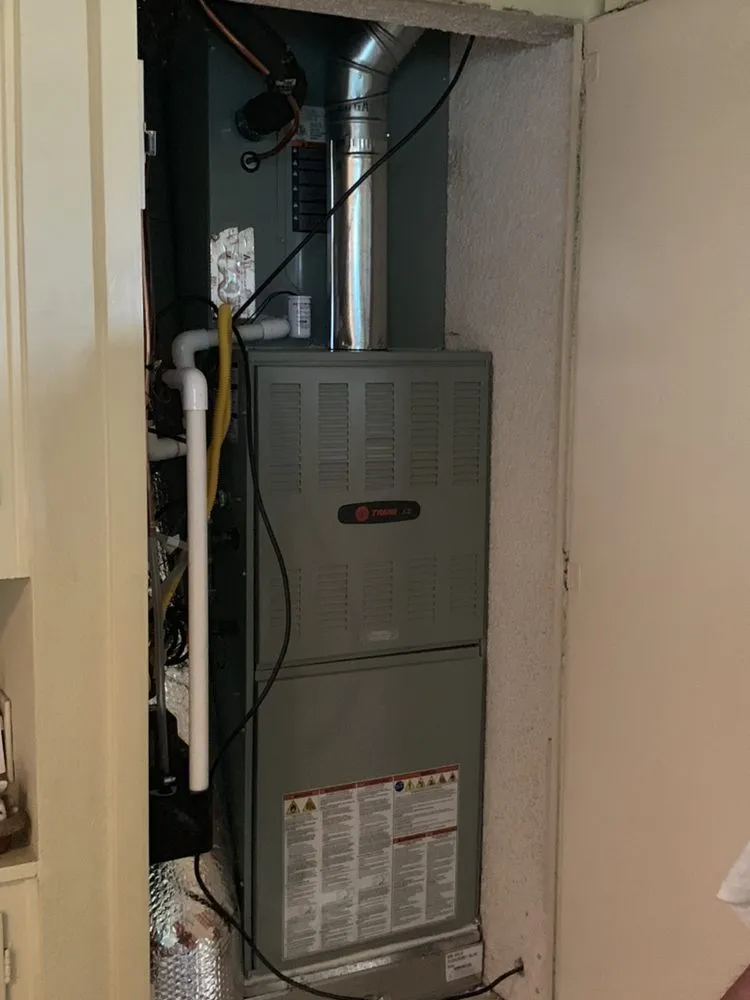 Slide of Clima Heating and Cooling