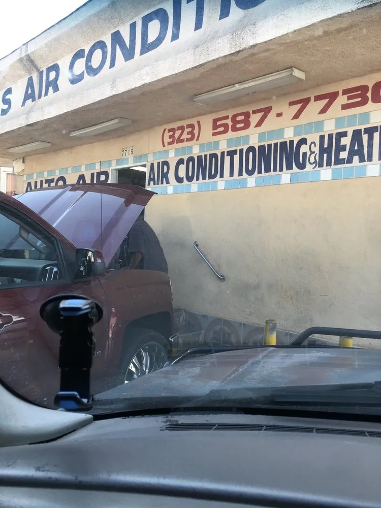 Slide of Climas Air Conditioner Service