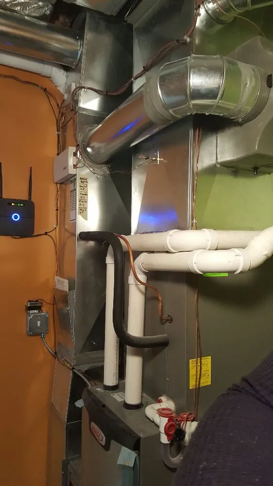 Slide of ClintonAire Heating and Cooling