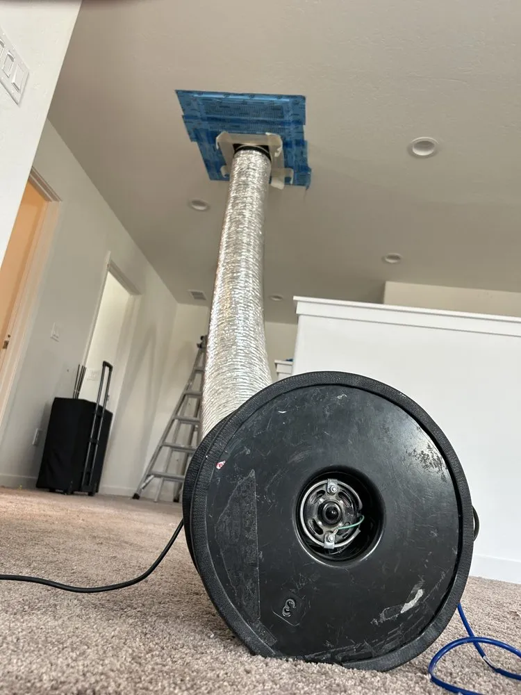 Slide of Clovishardware